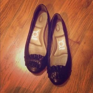 Black Ballerina flats